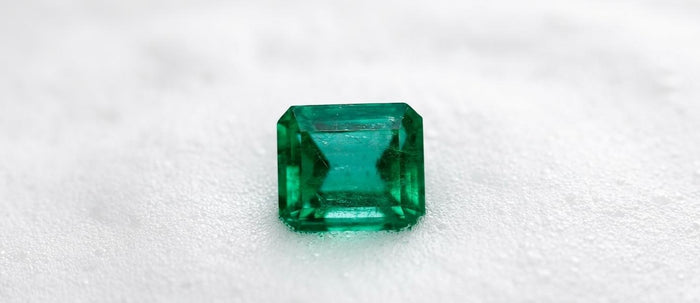 Emerald gemstone from Wijaya Gems